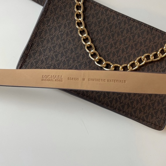 NWT MICHAEL MICHAEL KORS envelope style faux leather belt bag in brown - Picture 5 of 8